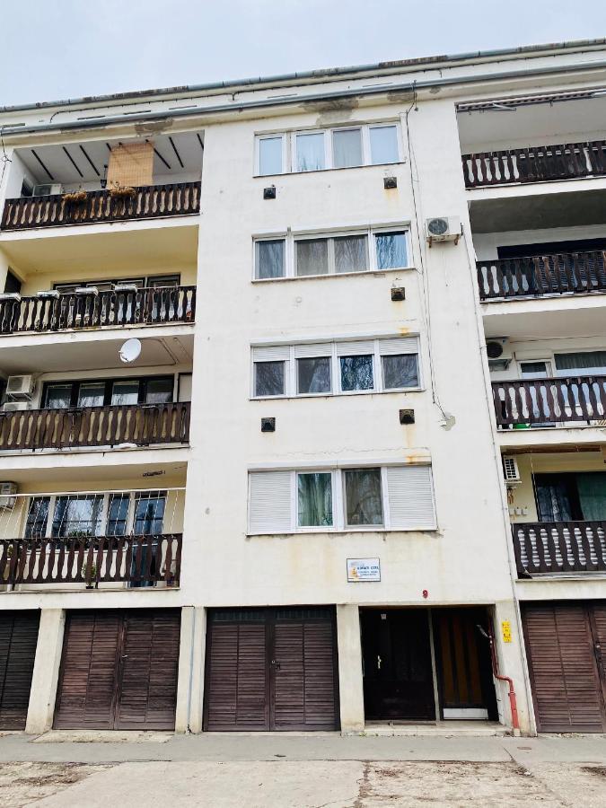 Kalvaria Apartman סגד מראה חיצוני תמונה